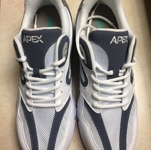 Apex Men's White and Gray Athletic Shoes